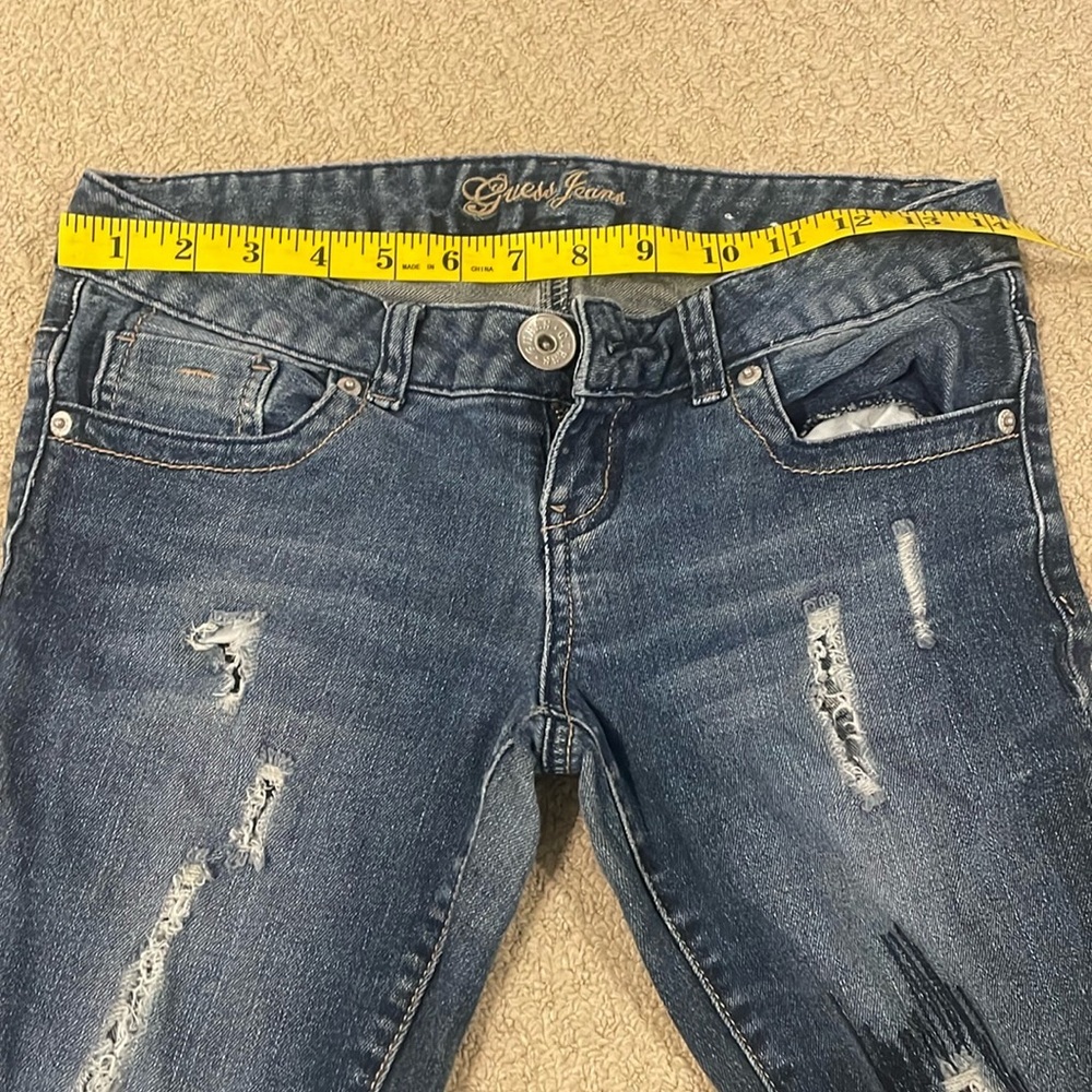 Guess womens ripped jeans size26